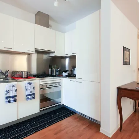 Happy Days 57 Apartment Milan