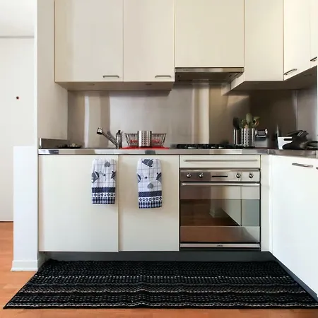 Apartment Happy Days 57 *